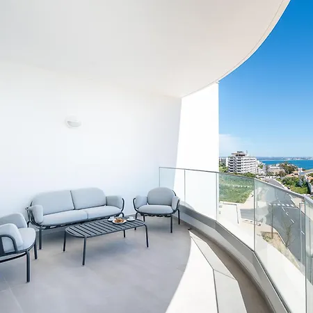 Sunlit Vista - Panoramic Balcony With Sea View 公寓 拉哥斯
