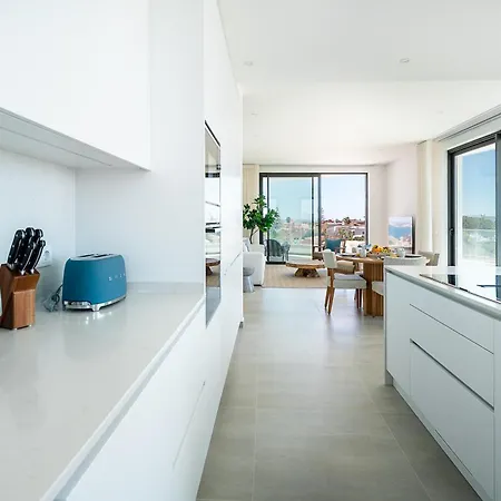 Sunlit Vista - Panoramic Balcony With Sea View 公寓 *