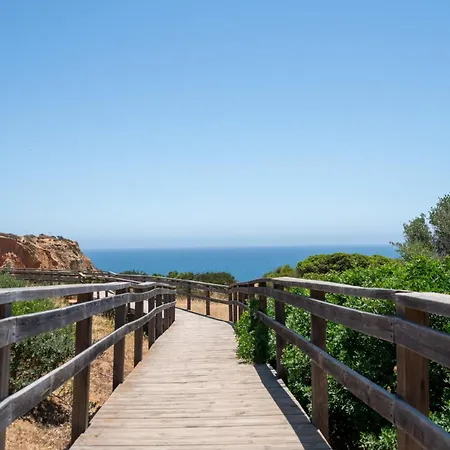 公寓 Sunlit Vista - Panoramic Balcony With Sea View